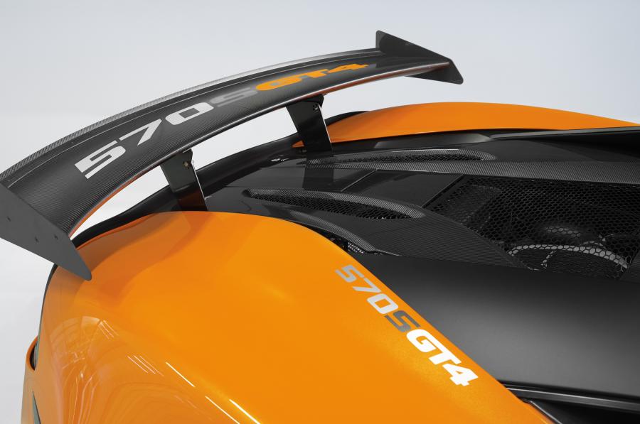 McLaren 570S GT4 2016 года  (фото 4 из 16)
